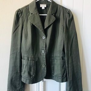 Casual jacket for everyday use.